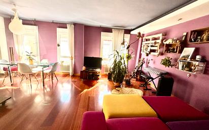 Living room of Duplex for sale in  Madrid Capital  with Heating, Parquet flooring and Storage room