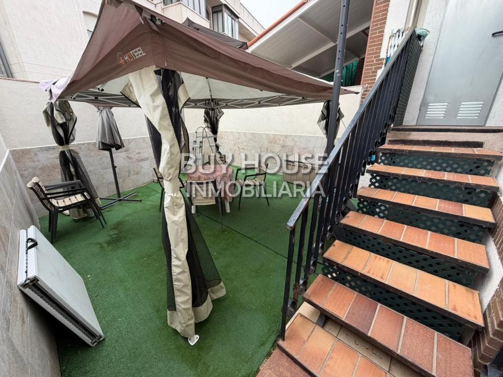 Terrassa de Casa o xalet en venda en Torrejón de la Calzada