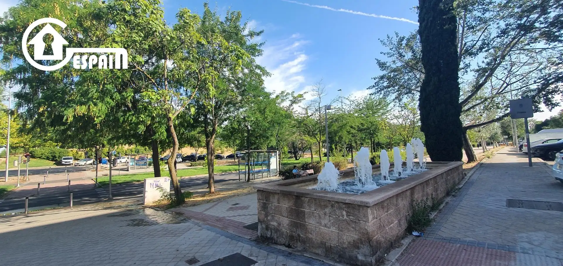Vista exterior de Pis en venda en Madrid amb Aire condicionat, Calefacció i Jardí privat