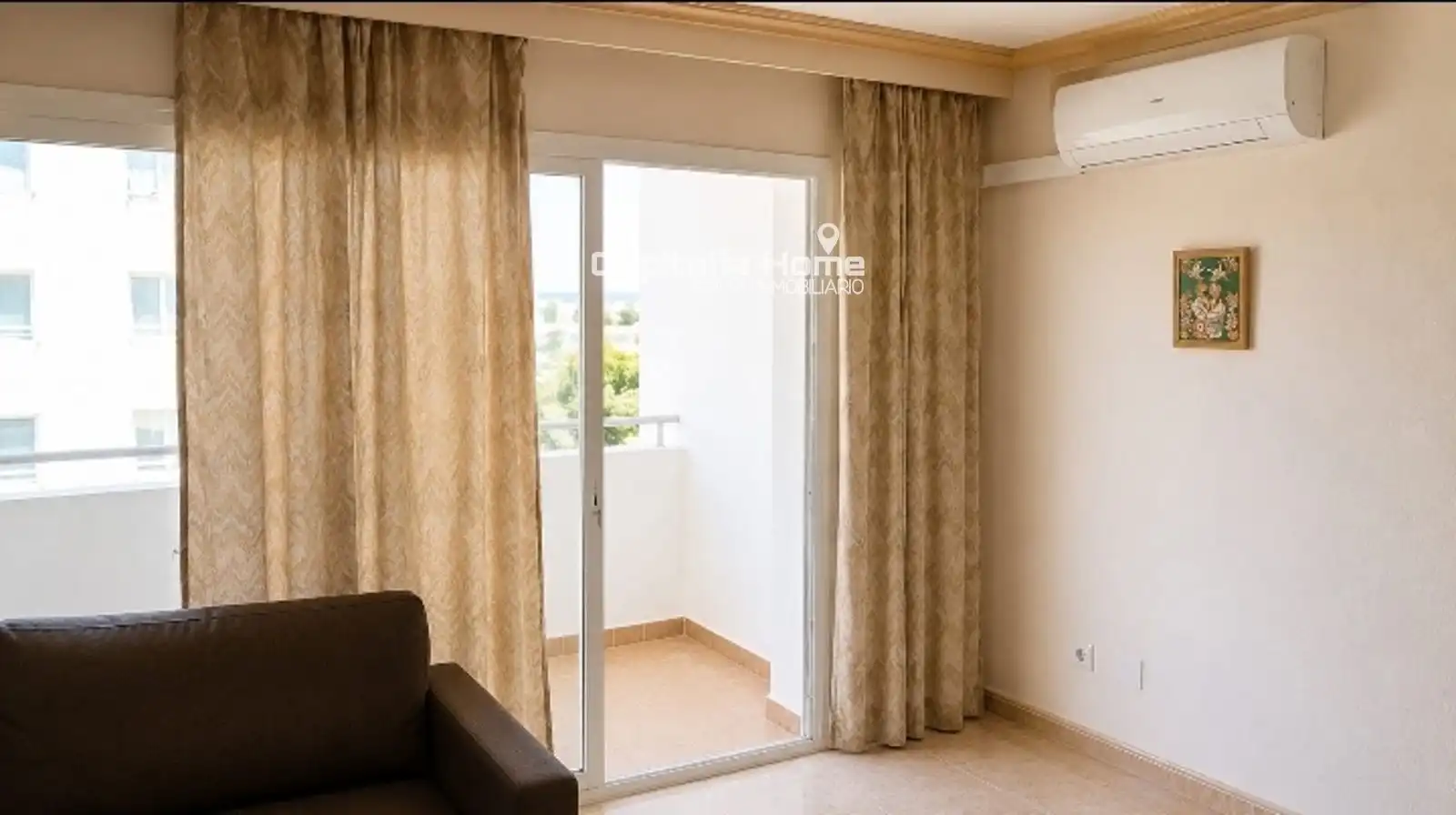 Wohnzimmer von Wohnung zum Verkauf in Sant Josep de sa Talaia mit Klimaanlage, Heizung und Schwimmbad