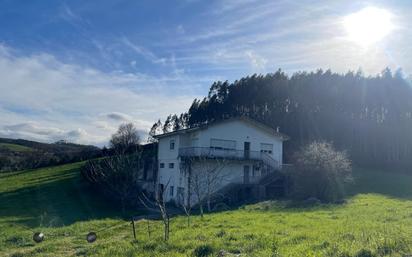 Vista exterior de Casa o xalet en venda en Bareyo amb Terrassa