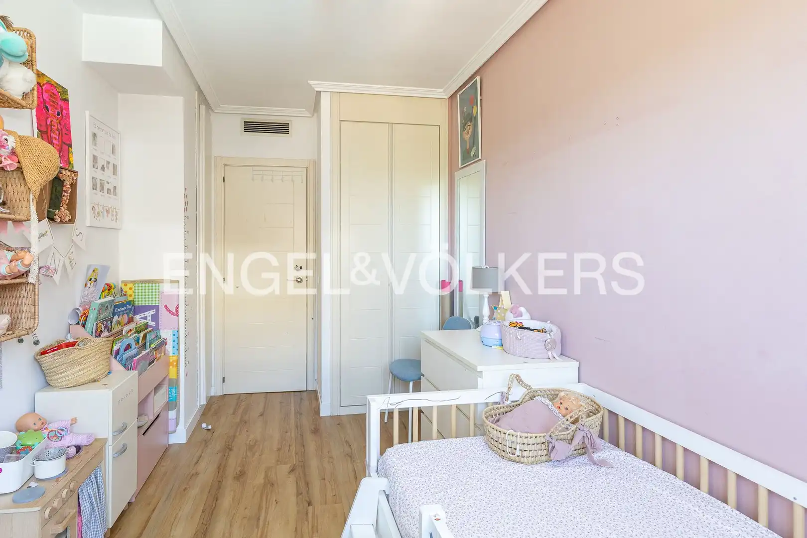 Habitación de Piso en venta en Madrid con Aire acondicionado, Calefacción y Terraza