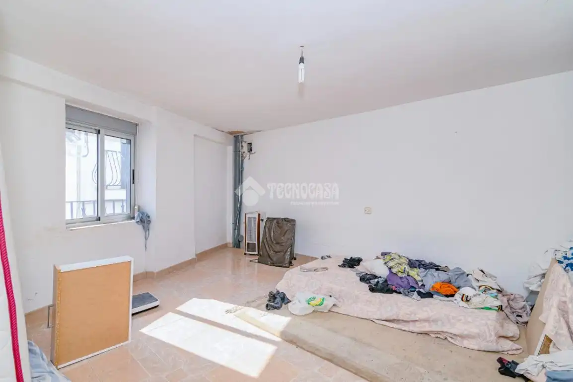 Dormitori de Casa adosada en venda en Loja amb Terrassa