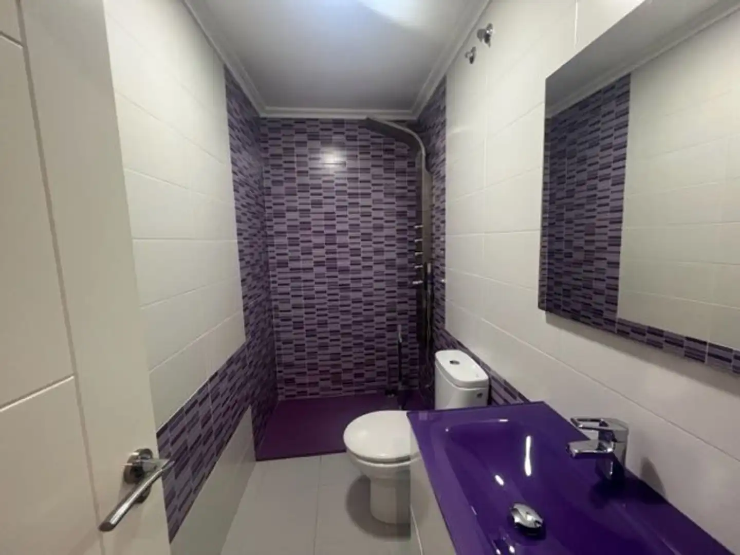 Badezimmer von Wohnung zur Miete in Puertollano mit Klimaanlage, Heizung und Möbliert