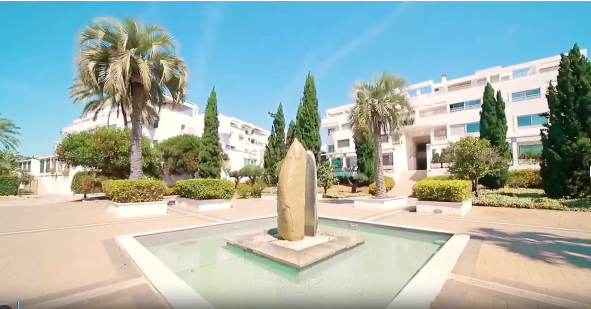 Außenansicht von Maisonette zum Verkauf in Mijas mit Klimaanlage, Privatgarten und Abstellraum