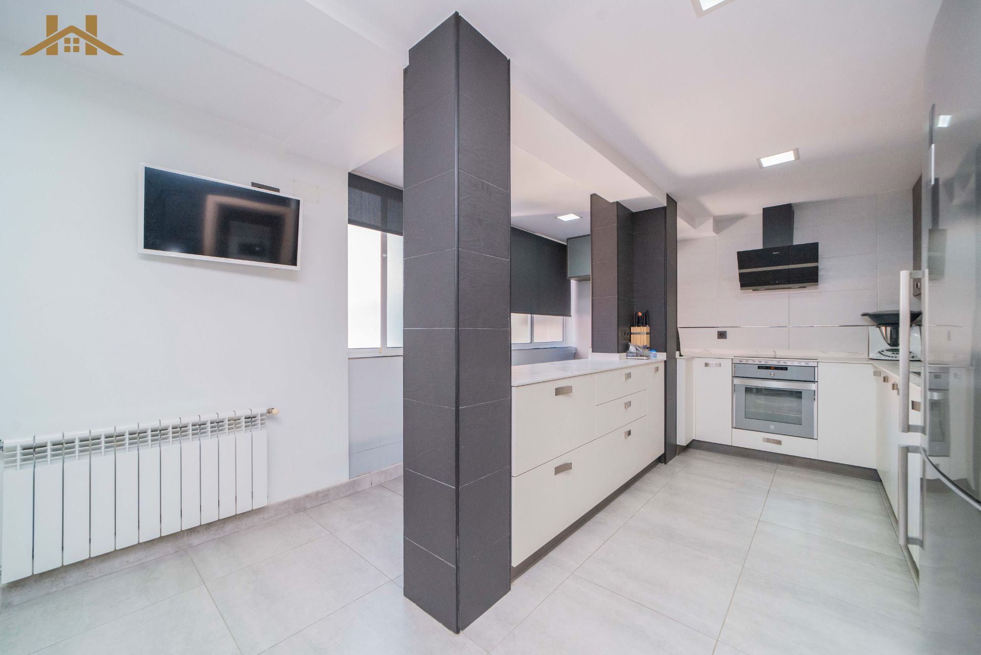 Kitchen of Flat for sale in Leganés  with Air Conditioner