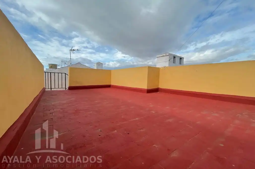 Casa adosada en venta en La Magdalena - Molinos Marfagones