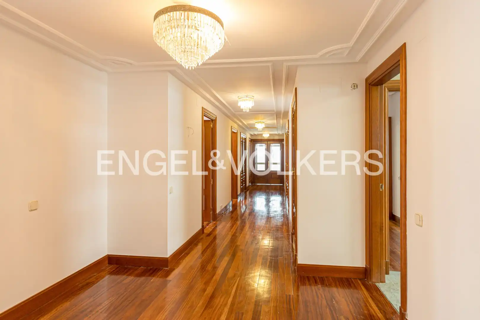 Flat for rent in Madrid  with Air Conditioner, Heating and Private garden