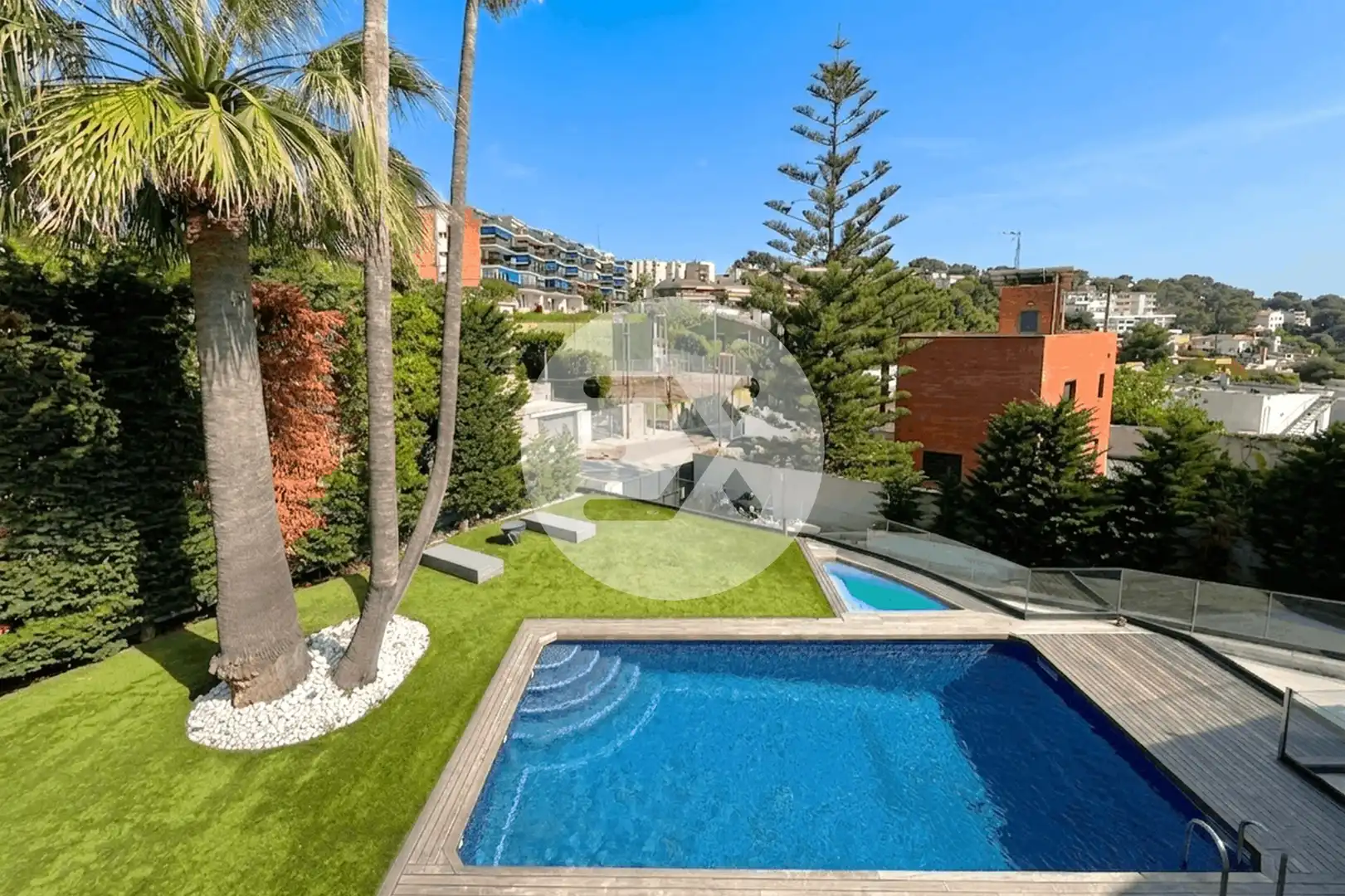 Swimming pool of Houses for sale in Castelldefels  with Air Conditioner, Heating and Private garden