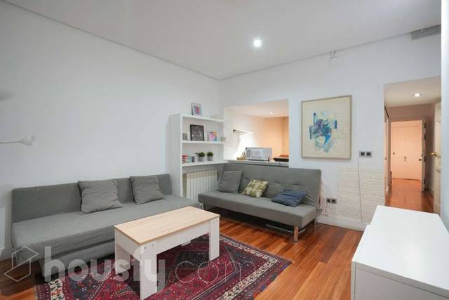 Piso en Venta en Cl Bailen, . en Palacio