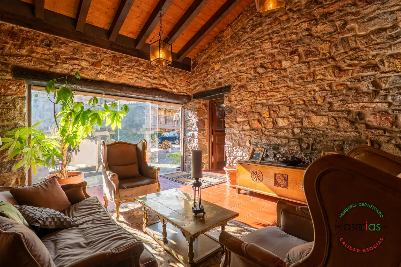 Sala d'estar de Casa o xalet en venda en Carreño amb Calefacció, Jardí privat i Traster