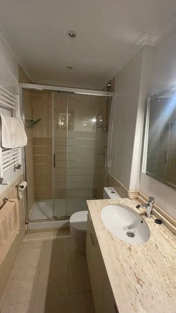 Baño de Piso en venta en Portugalete con Calefacción, Terraza y Trastero