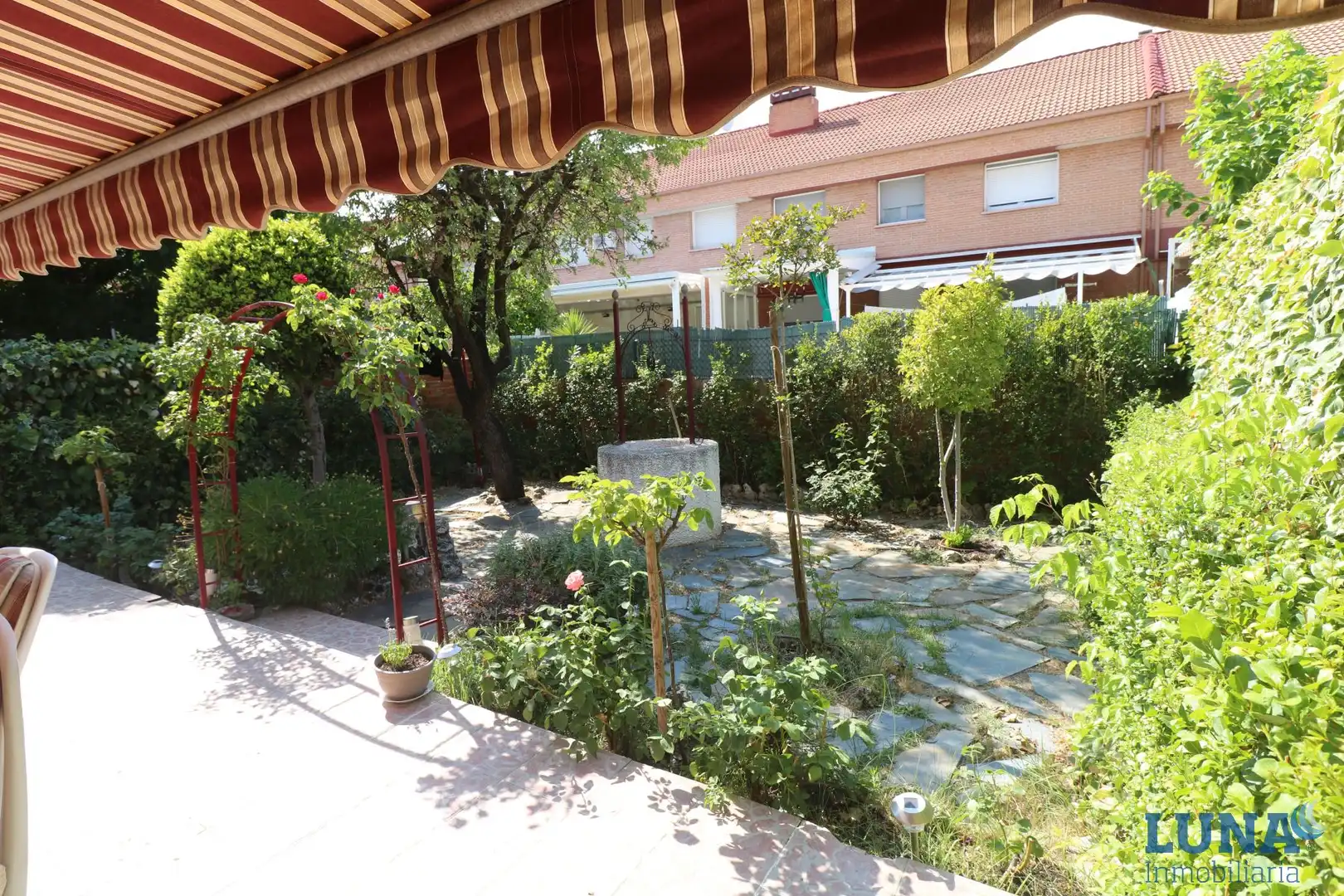 Jardín de Casa adosada en venta en Getafe con Calefacción y Trastero