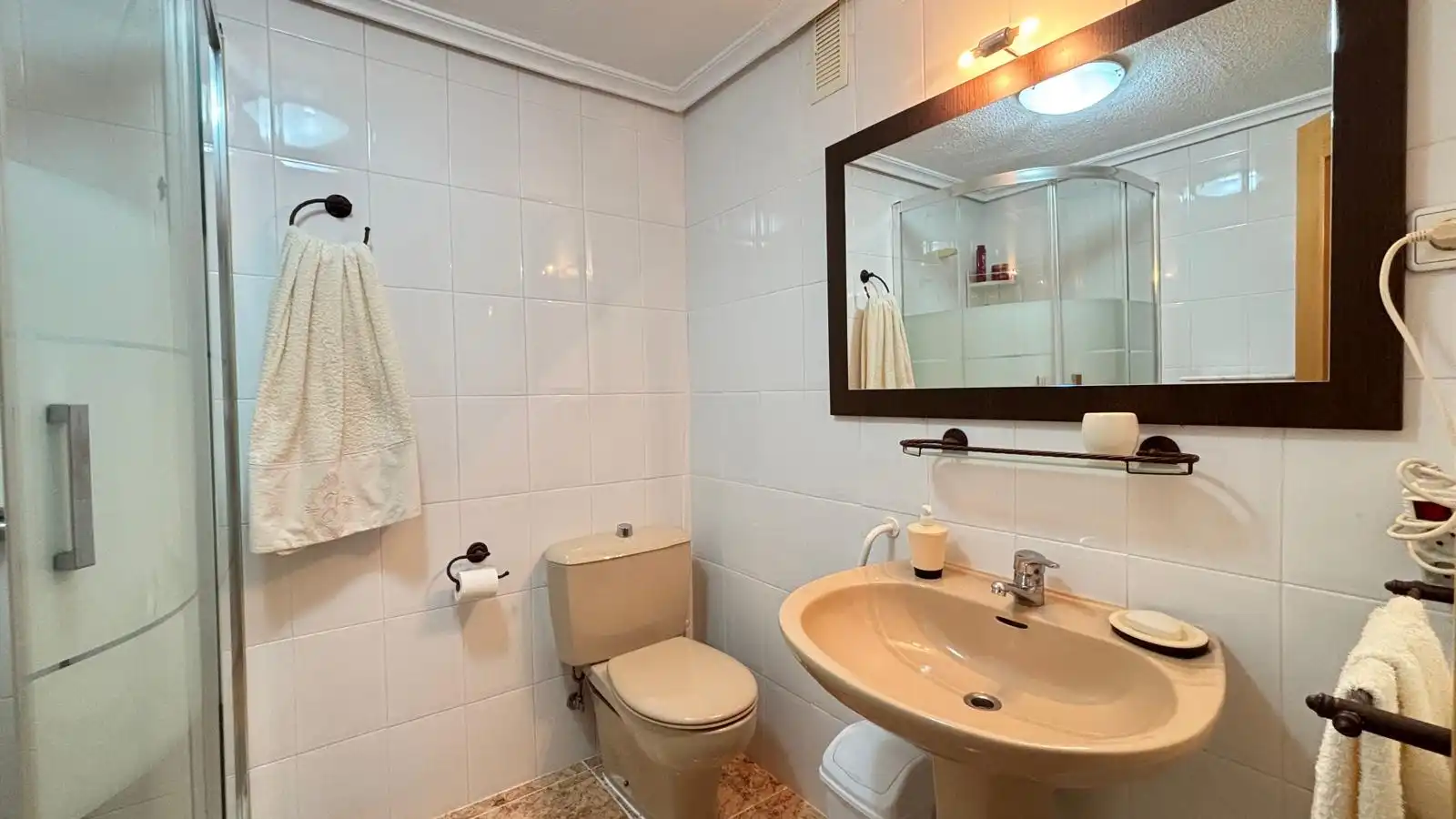 Bathroom of Flat for sale in Cartagena  with Air Conditioner, Heating and Terrace