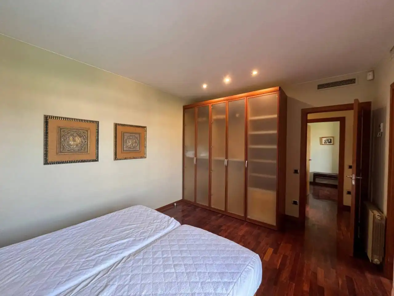 Bedroom of Houses for rent in Girona  with Air Conditioner, Heating and Terrace