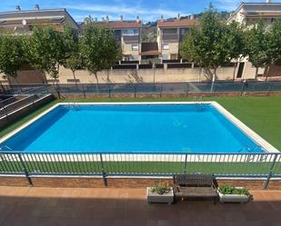 Piscina de Casa o xalet en venda en Plasencia amb Aire condicionat, Terrassa i Piscina