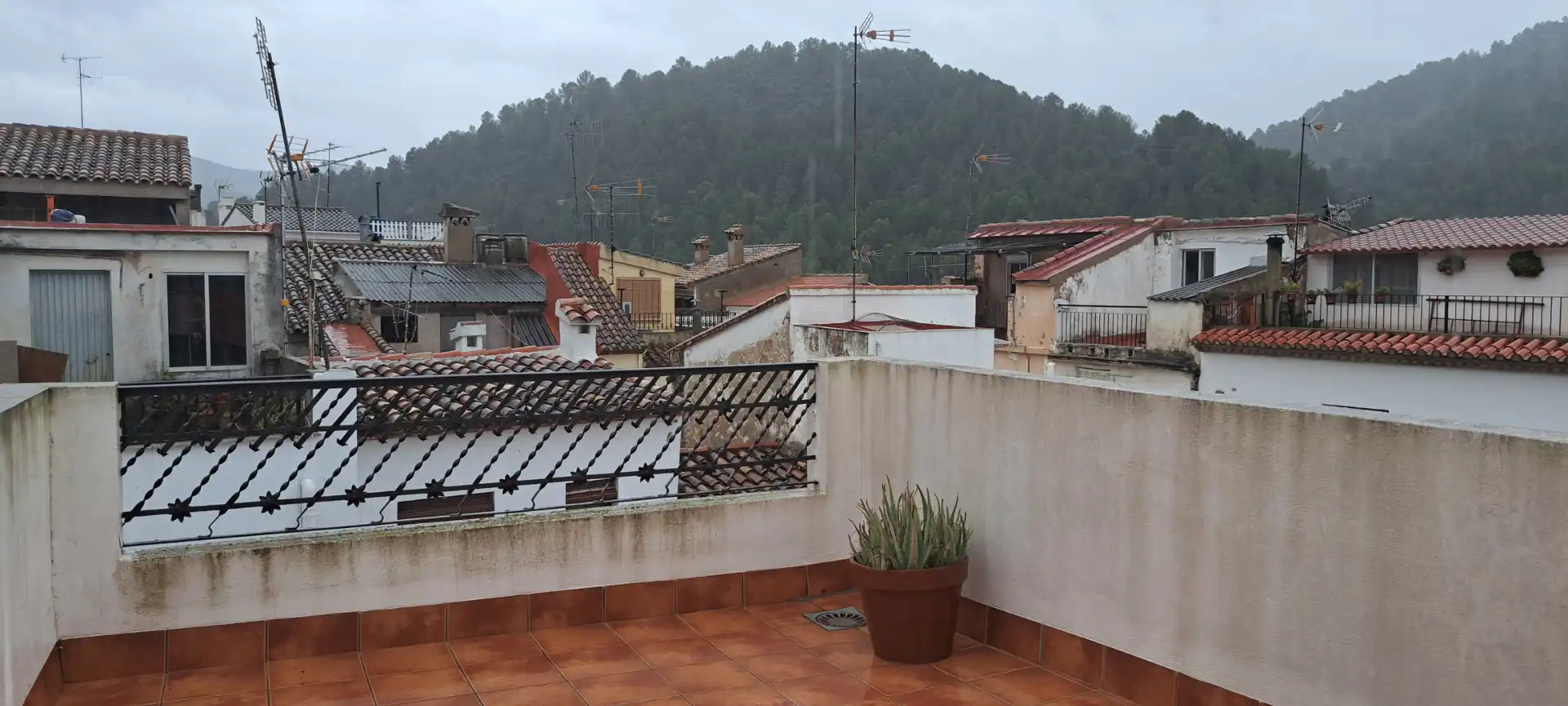 Terrace of Houses for sale in Sueras / Suera  with Terrace, Furnished and Oven