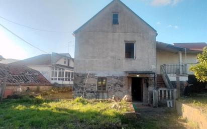Vista exterior de Casa o xalet en venda en Moaña amb Jardí privat, Terrassa i Forn