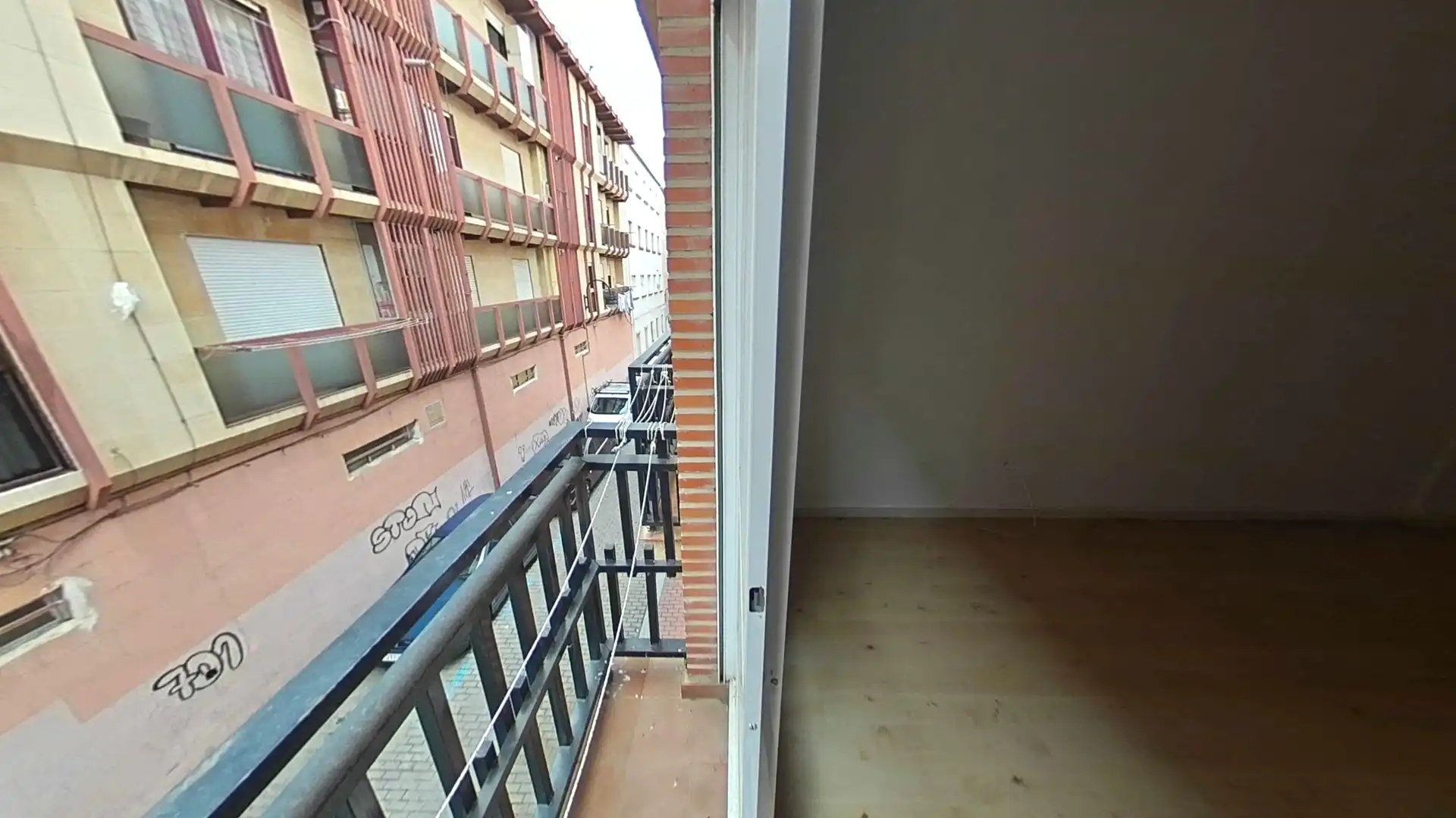 Terrasse von Wohnung zum Verkauf in Benavente mit Heizung, Ofen und Balkon