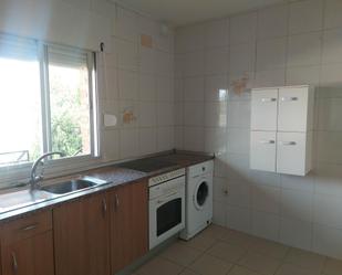 Kitchen of Flat to rent in Navas del Rey  with Terrace and Washing machine