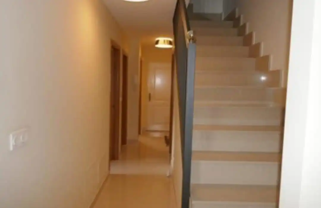 Casa adosada en venta en Fuensaldaña con Calefacción y Trastero