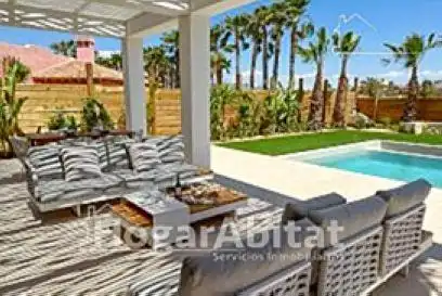 Terrassa de Casa o xalet en venda en Cuevas del Almanzora amb Aire condicionat, Jardí privat i Terrassa