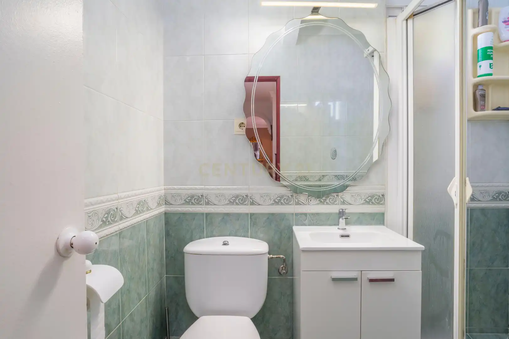 Bany de Apartament en venda en Fuengirola amb Aire condicionat, Forn i Rentadora