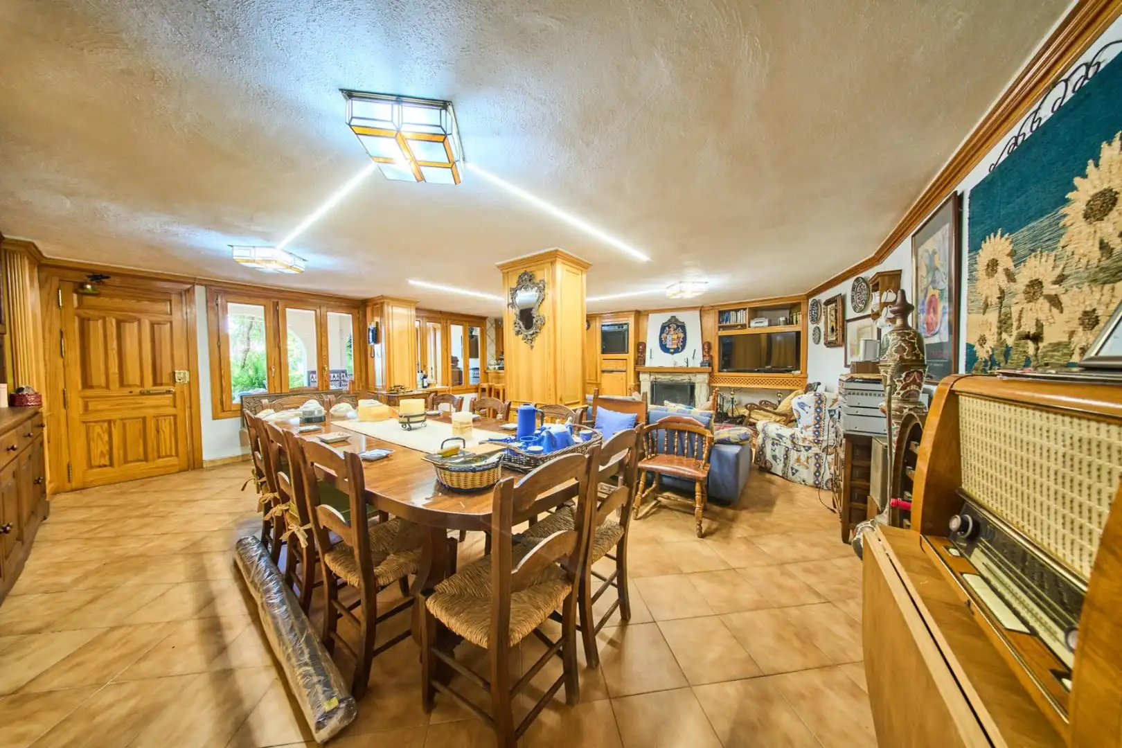 Comedor de Casa o chalet en venta en Granada con Aire acondicionado, Calefacción y Jardín privado