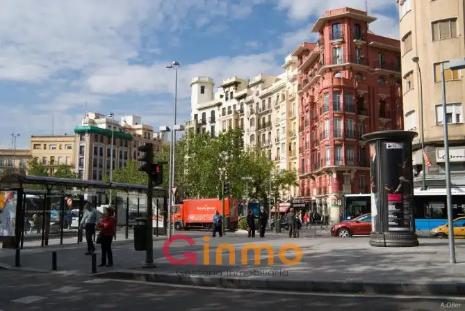 Vista exterior de Pis de lloguer en Madrid amb Aire condicionat, Calefacció i Moblat