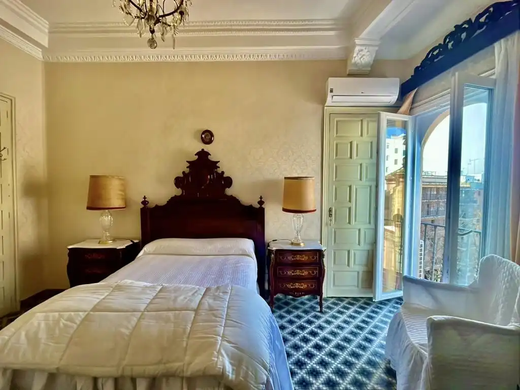 Habitación de Piso de alquiler en Sevilla con Aire acondicionado, Terraza y Amueblado