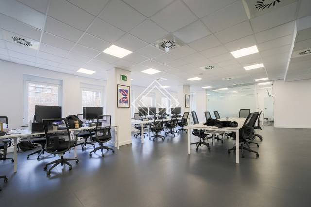 Oficina en Alquiler en Nueva España