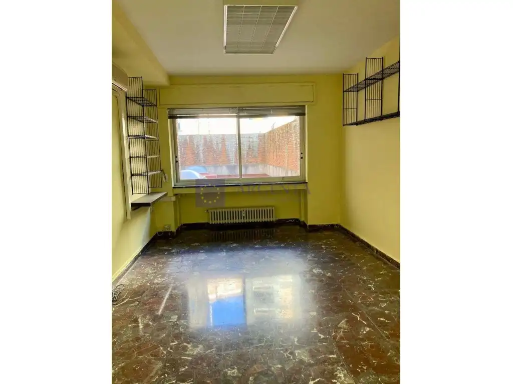 Oficina amb ascensor en venda a Calle San Pedro De Alcantara