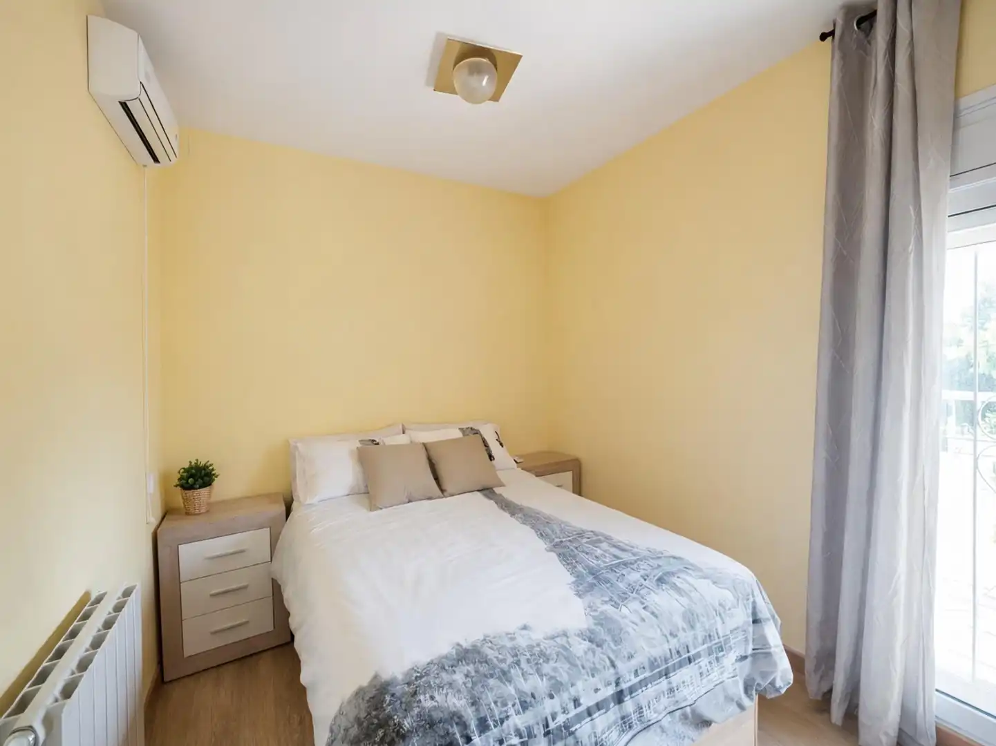 Dormitori de Casa o xalet en venda en Lloret de Mar amb Aire condicionat, Calefacció i Jardí privat