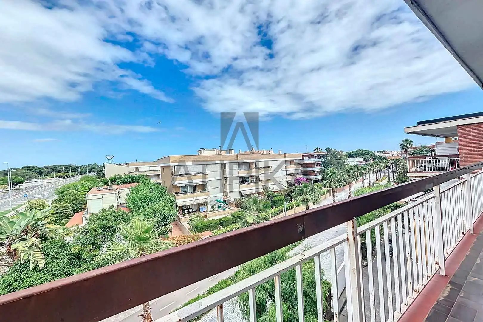 Exterior view of Flat for sale in Castelldefels  with Terrace, Storage room and Oven