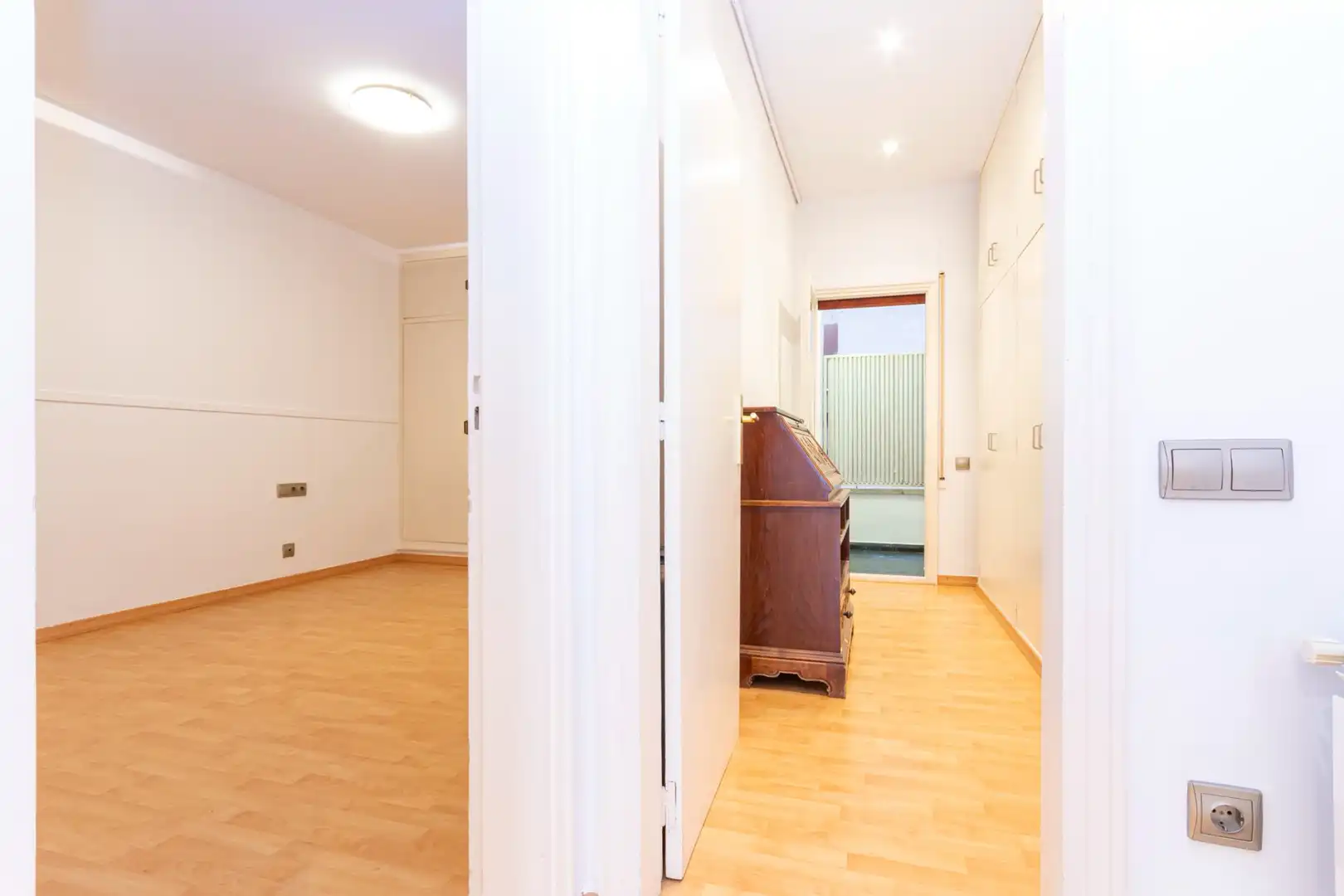 Appartamento con terrazza in vendita a Plaça de Josep Freixa i Argemí, imagen 32