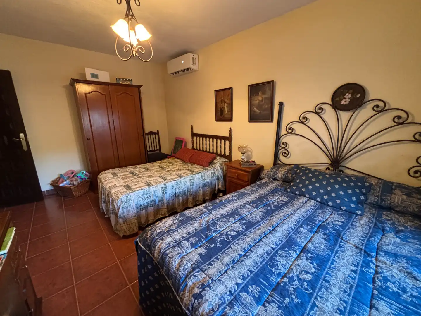 Habitación de Finca rústica en venta en Andújar con Aire acondicionado, Jardín privado y Piscina
