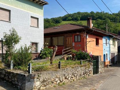 Vista exterior de Casa o xalet en venda en Onís