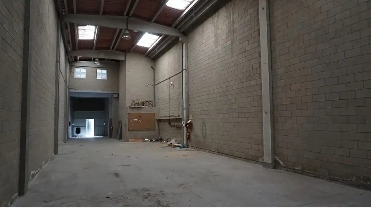 Nave industrial de alquiler en Ames