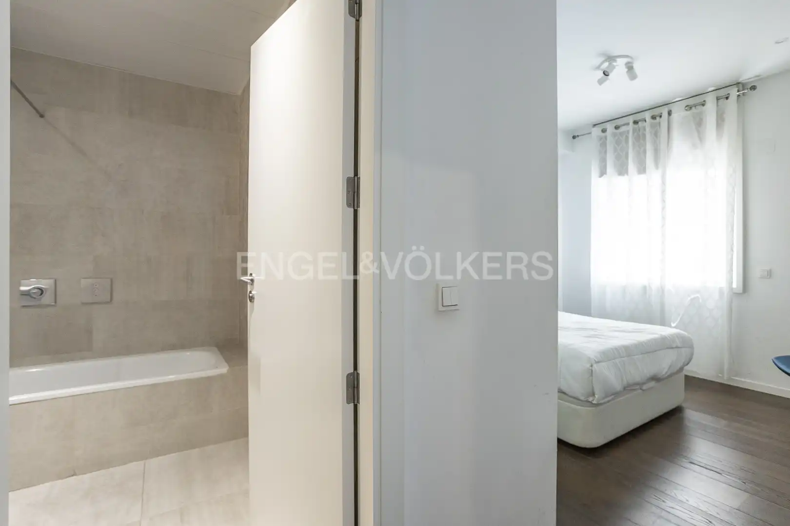 Habitación de Piso en venta en Madrid con Aire acondicionado, Calefacción y Piscina
