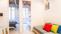 Dormitori de Apartament en venda en  Barcelona Capital amb Calefacció i Balcó