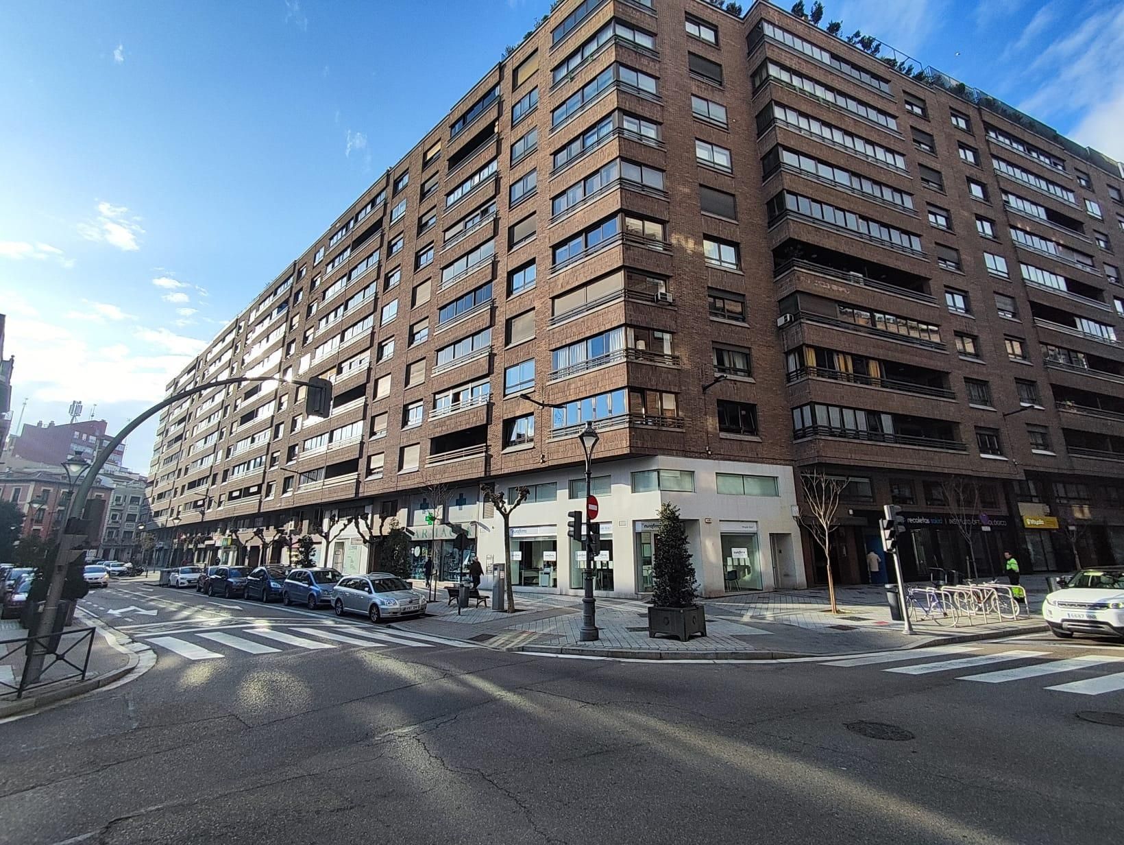 Vista exterior de Pis en venda en Valladolid Capital amb Calefacció, Terrassa i Traster