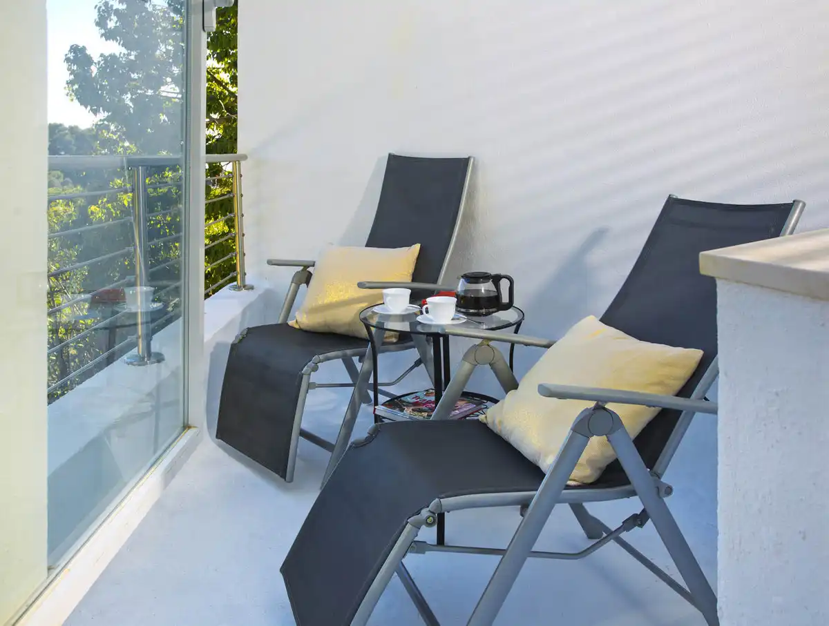 Terrassa de Casa o xalet en venda en Marbella amb Aire condicionat, Calefacció i Jardí privat