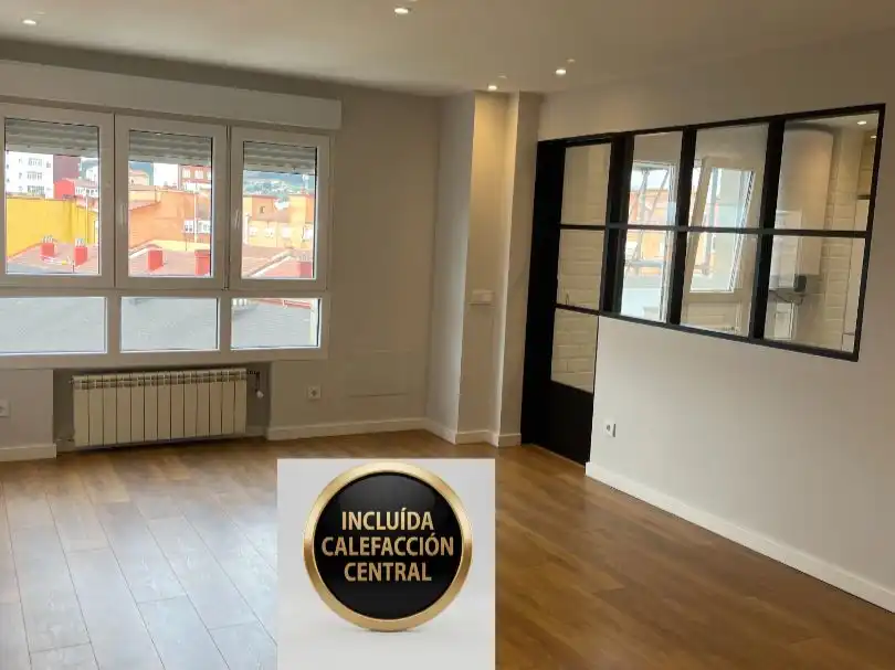 Wohnung zur Miete in Gijón  mit Balkon