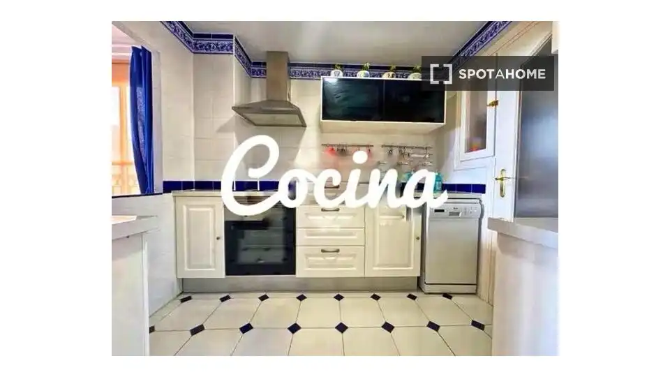 Habitación en Calas Santiago Bernabéu