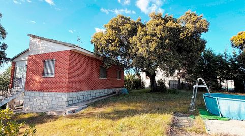 Foto 4 de Casa o xalet en venda a Calle Canario, 9, Calalberche, Santa Cruz del Retamar