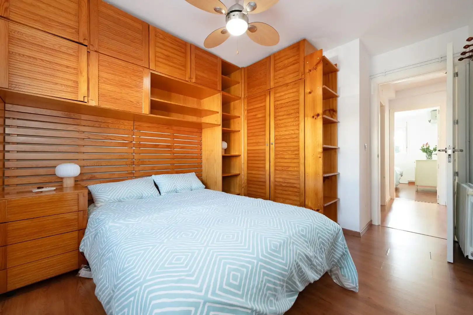 Bedroom of Detached homes for sale in Málaga  with Air Conditioner, Terrace and Community pool