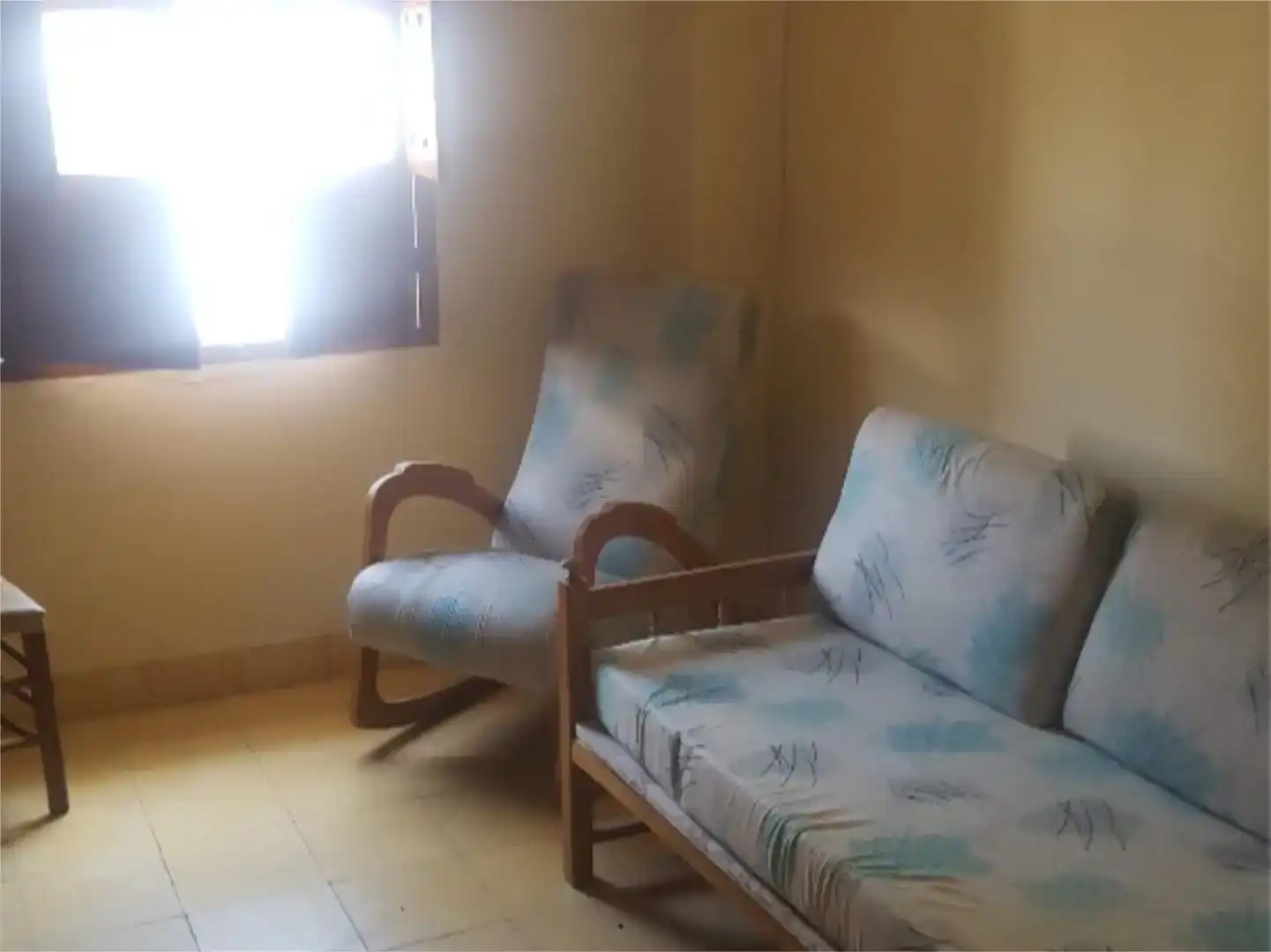 Sala d'estar de Casa adosada en venda en Rute, Córdoba