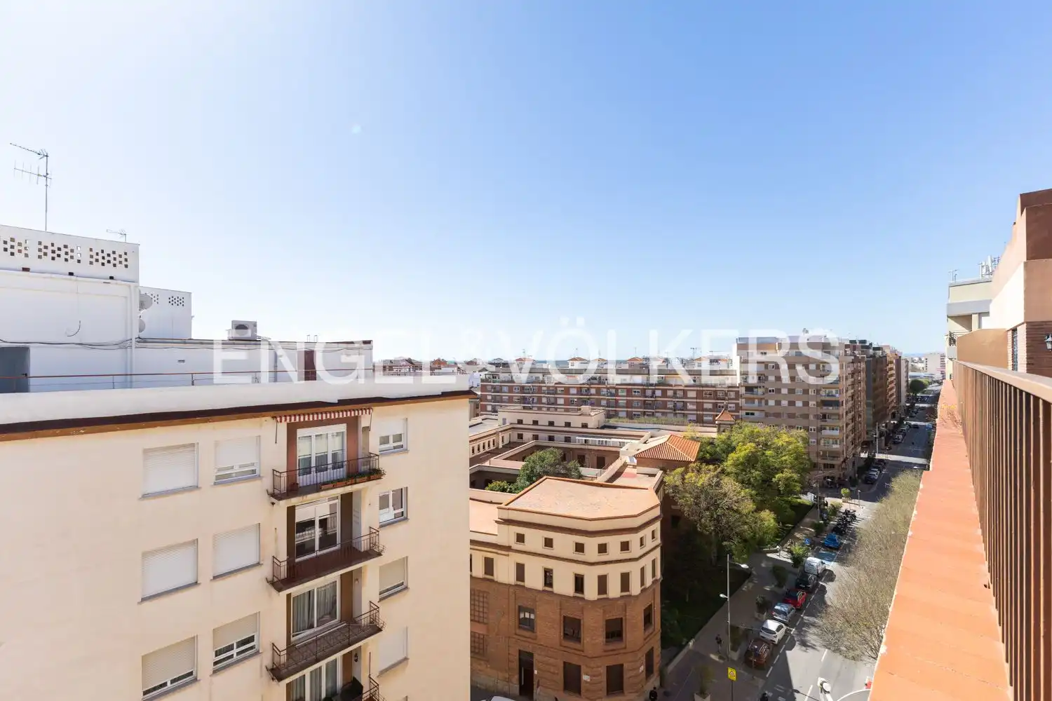 Vista exterior de Àtic en venda en Castellón de la Plana / Castelló de la Plana amb Aire condicionat, Calefacció i Terrassa