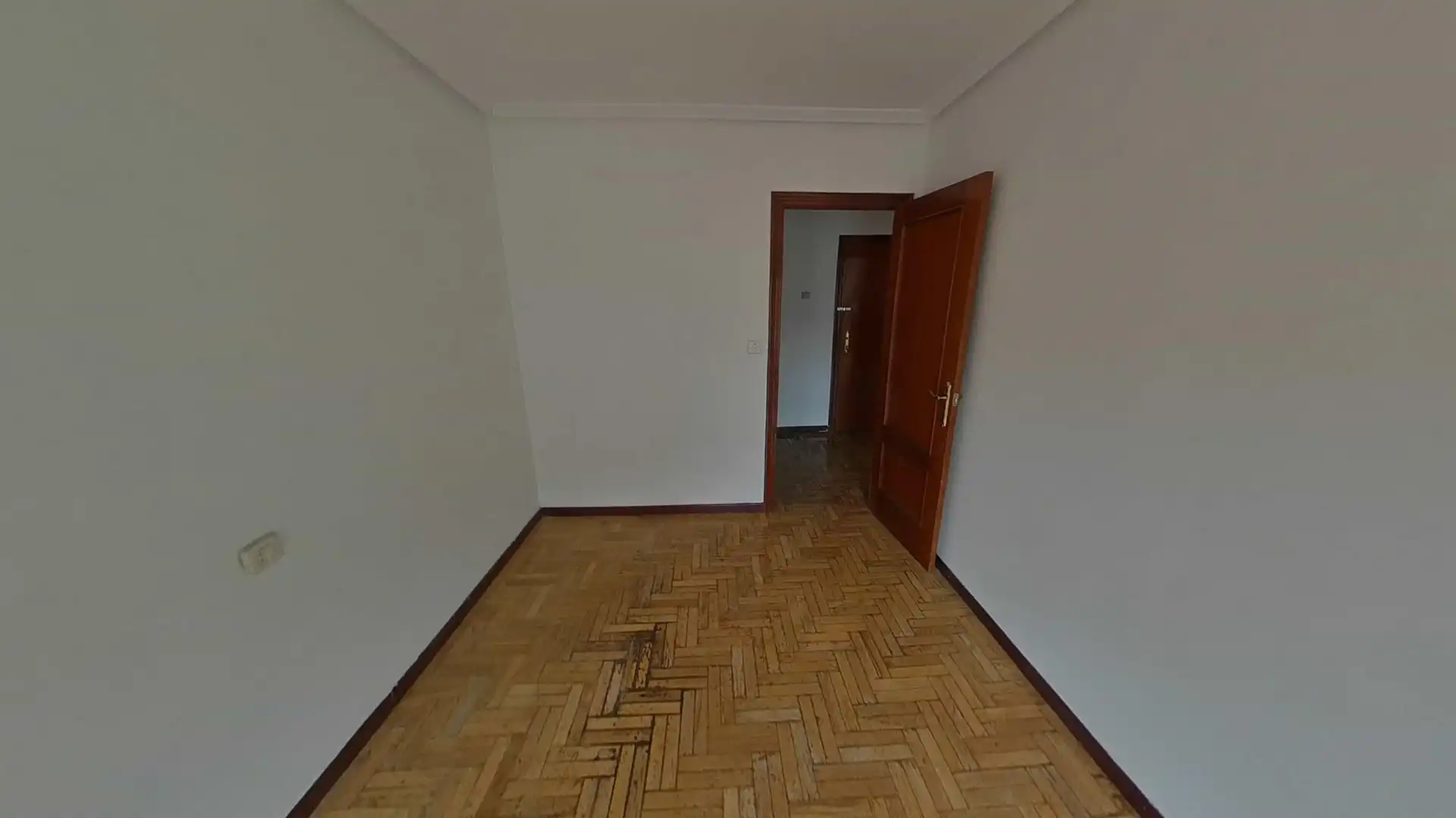 Habitación de Dúplex en venta en Laviana con Parquet y Trastero