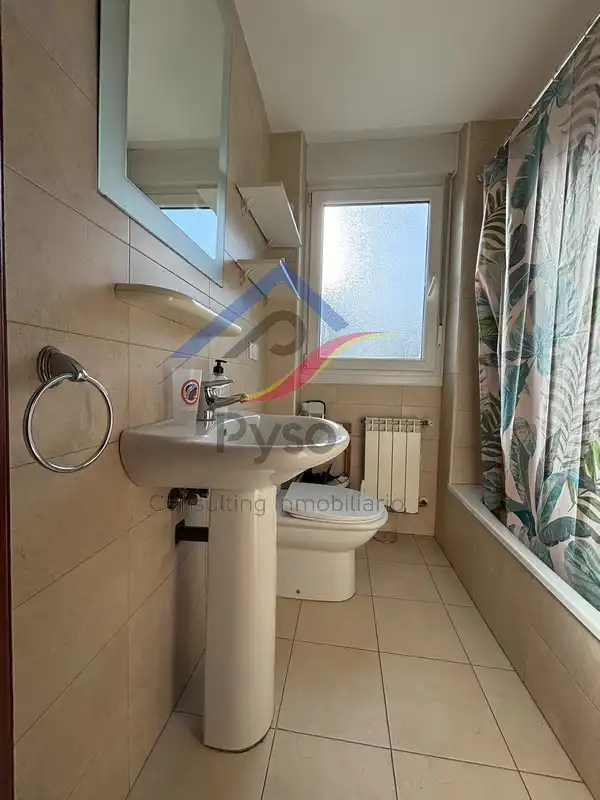Baño de Piso de alquiler en Miengo con Calefacción, Jardín privado y Amueblado